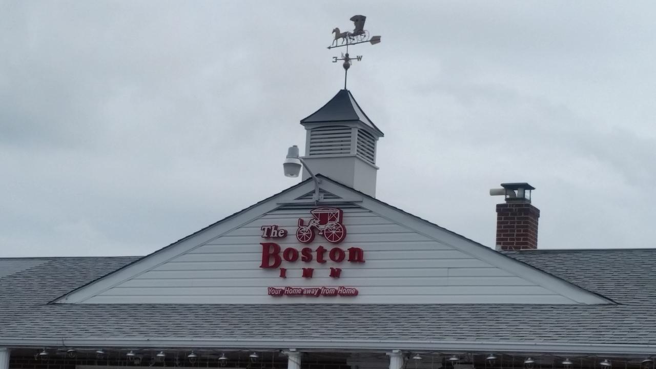 The Boston Inn Westminster Exterior photo